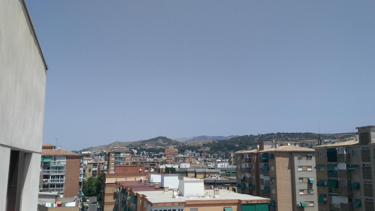 Appartamento Disfruta Granada,incluso con tu mascota Parking Esterno foto